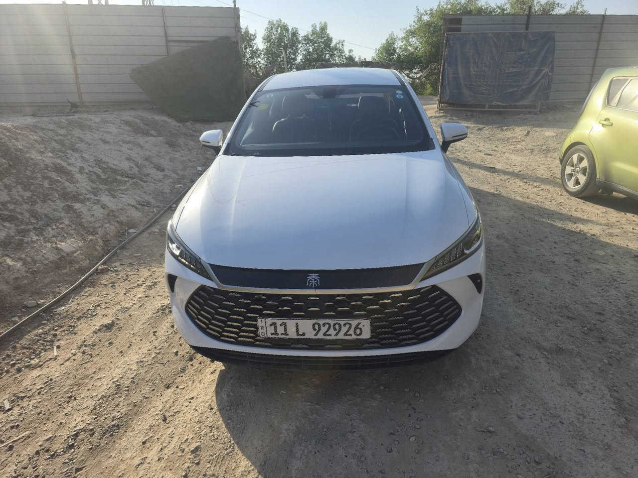 🚘 للبيع | BYD Qin Plus 2025 | بي واي دي كين بلس 2025
سيارة نظيفة جداً، استخدام خفيف، جاهزة للاستخدام ولا تحتاج أي مصروف.

المواصفات:
✅ الموديل: 2025
✅ بدون أي قطعة صبغ
✅ محرك اقتصادي مع نظام هايبرد (PHEV)
✅ شاشة وسطية كبيرة
✅ كاميرا خلفية وحساسات
✅ تشغيل بصمة (Smart Key)
✅ مثبت سرعة
✅ إضاءة LED أمامية وخلفية
✅ شاشة عدادات رقمية
✅ تكييف ممتاز واستهلاك وقود اقتصادي جداً.

ملاحظة مهمة:

 • بارد كلش خفيف بلبنيد

💰 السعر: 18.000,000 دينار عراقي

📍 الموقع: بغداد
***********

