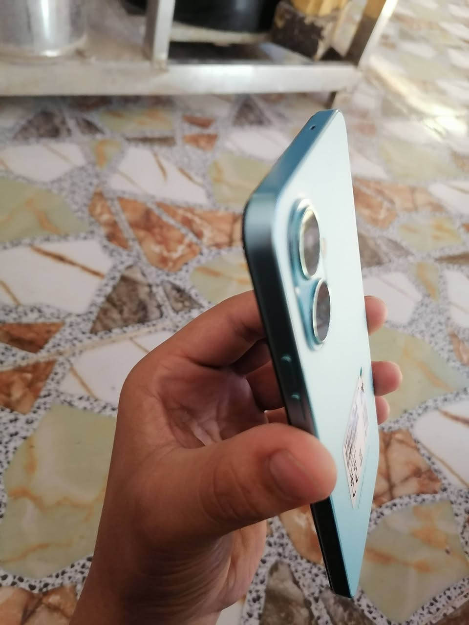 السلام عليكم موبايل تكنو سبارك جي 2 النظافه 100% سماعات استريو موبايل صار لي اسبوع منه اخذته النظافه فول كاميراته يخبلن كامل مكمل هو وكرتونته وملحقاته ***********موبايل جديد السعر 170 وبي مجال المكان حله
