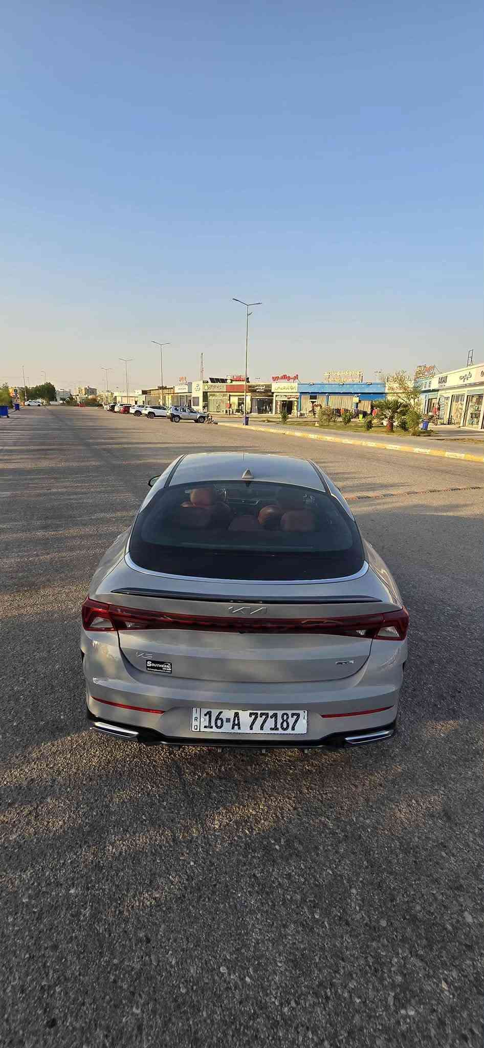 السلام عليكم
كي فايف موديل 23
جيتي لاين    
الون اسمنتي داخل احمر 
رقم قادسية معوقين 
للبيع فقط رجاء 
للاستفسار اكثر للاتصال على الرقم ***********
السعر 160
صور حادث با المنشور
مكان السياره الديوانيه

نص مكتوب في الصور:
- auctionauto.kg
- Купить Kia K5 Gt Line 2023
- ...5XXG64J26PG212446: Авто с
- انتقال
- حفظ
- مشاركة