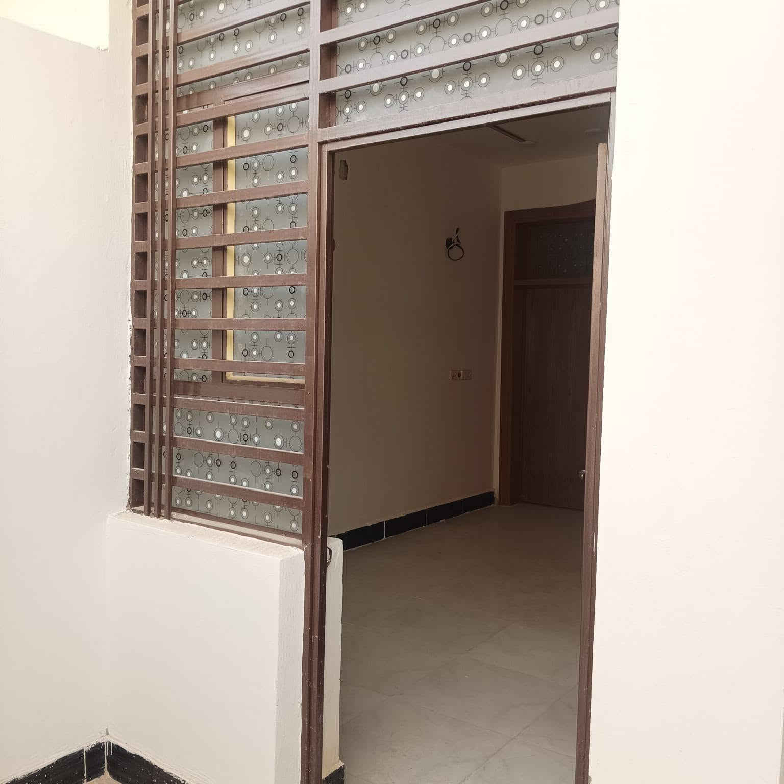 النداء النجف • ١٠٠م • طابق ونص