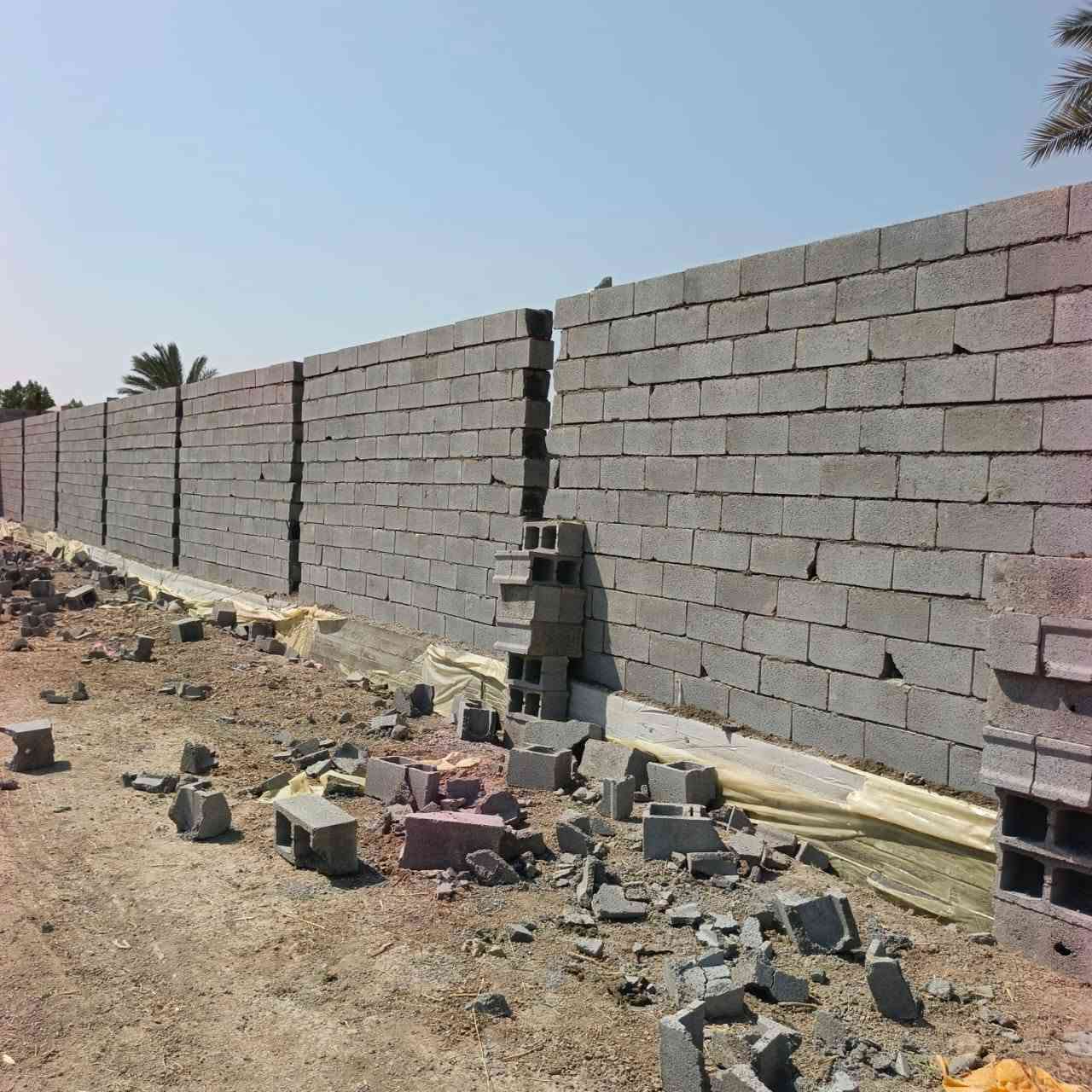 خلفه بناء بلوك فرمستون قطعي او يومي متفرغ حالين شقل درجه اولى الشقل داخل بغداد فقط الستفسار ***********
