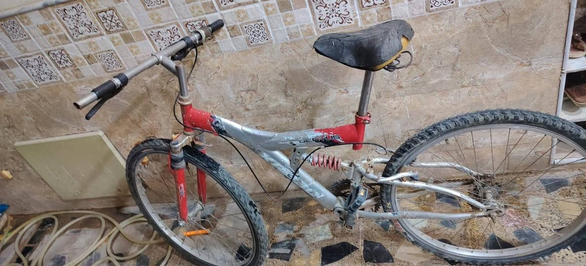 بايسكل ابو ٣ تاير حجم ٢٠
السعر ٣٥ وبي مجال
بايسكل ابو ٢ تاير حجم ٢٦
ب٣٥ وبي مجال
تواصل***********
