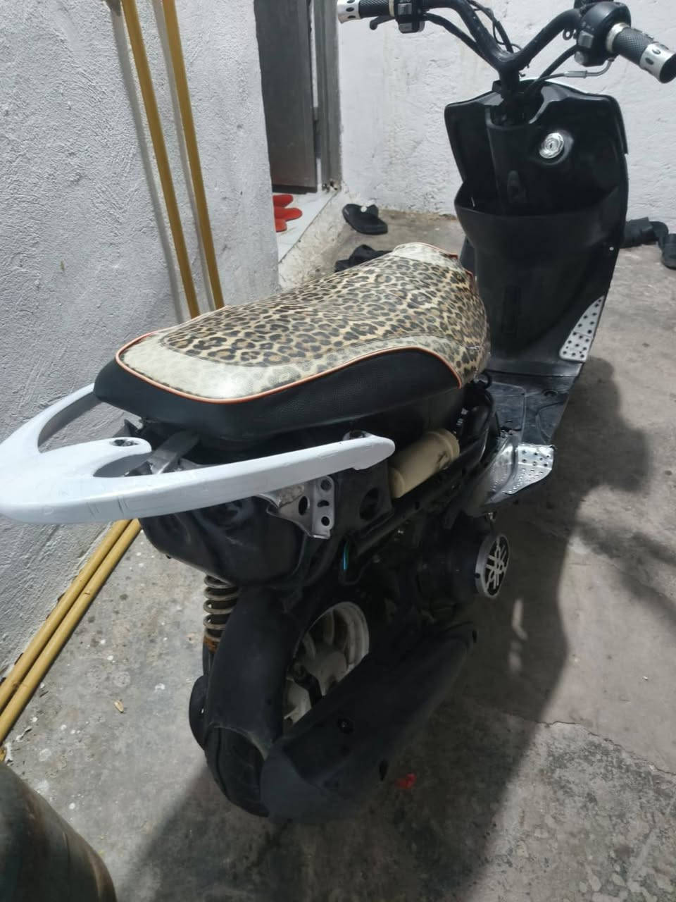 عدله مالعب مكينه بلاد شرط نعومه بي سعر 325وبيهه بيهه تزويد شيال وفراك ويل رياضي  مجال مكان بغداد جميله رقم ***********
