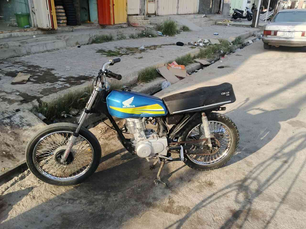 سلام عليكم درجه مديل 2020كلك سعر 300وبيه مجال لشراي يتصل وبيه خير ودلل مكاني رفاعي 
          ***********
