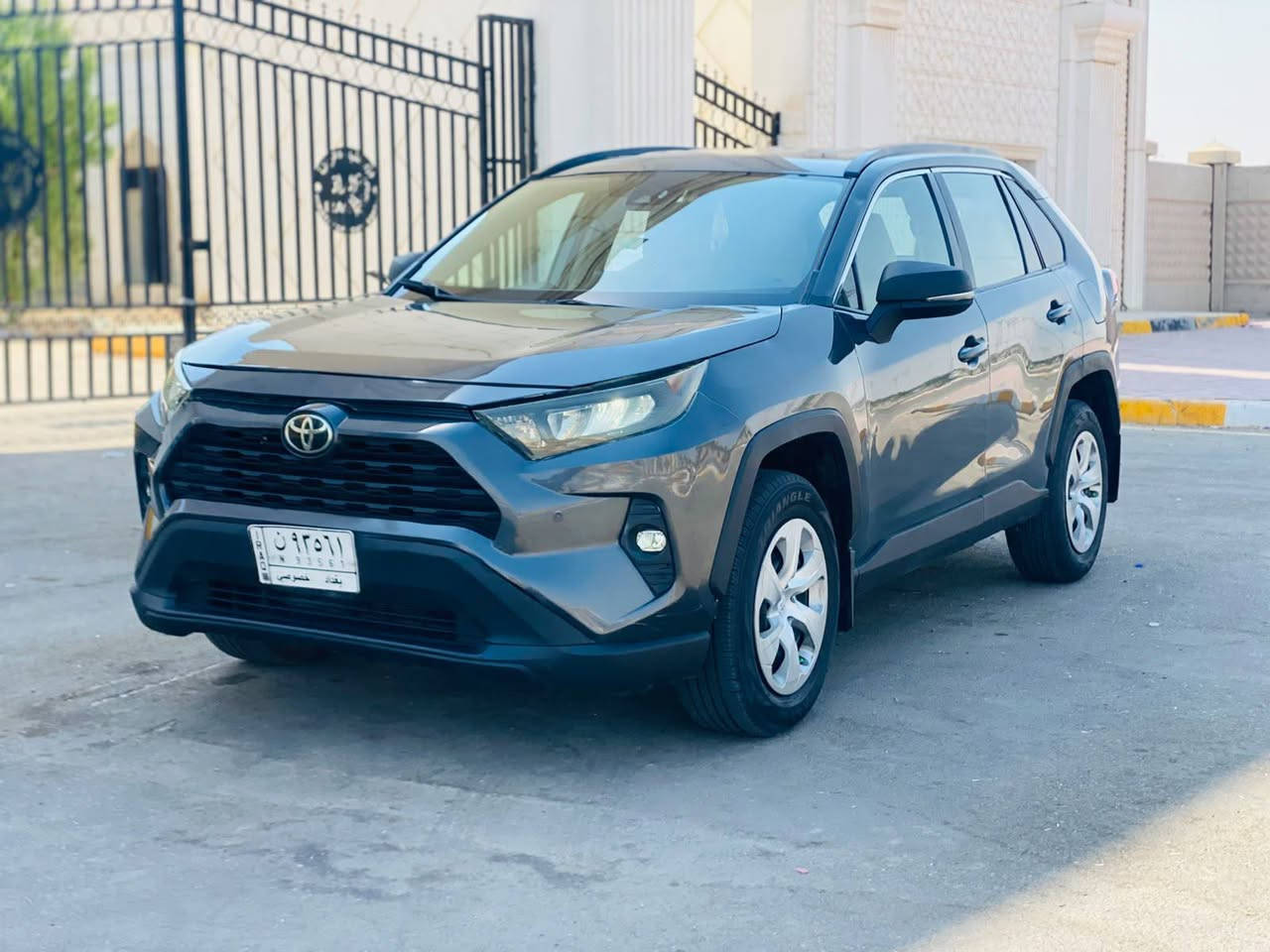 ةإسلام عليكم للبيع تيوتا RAV4 الموديل 2019
مواصفات LE
حجم المحرك 2500 بانزين 
السيارة ماشيه 40الف ميل حقيقي 
حادثها بنيد فقط السيارة جديده وجاهزة من كلشي 
السعر  145 
الاستفسار أكثر اتصل //***********
عنوان السيارة كربلاء المقدسة اخوان مكلف بنشر
