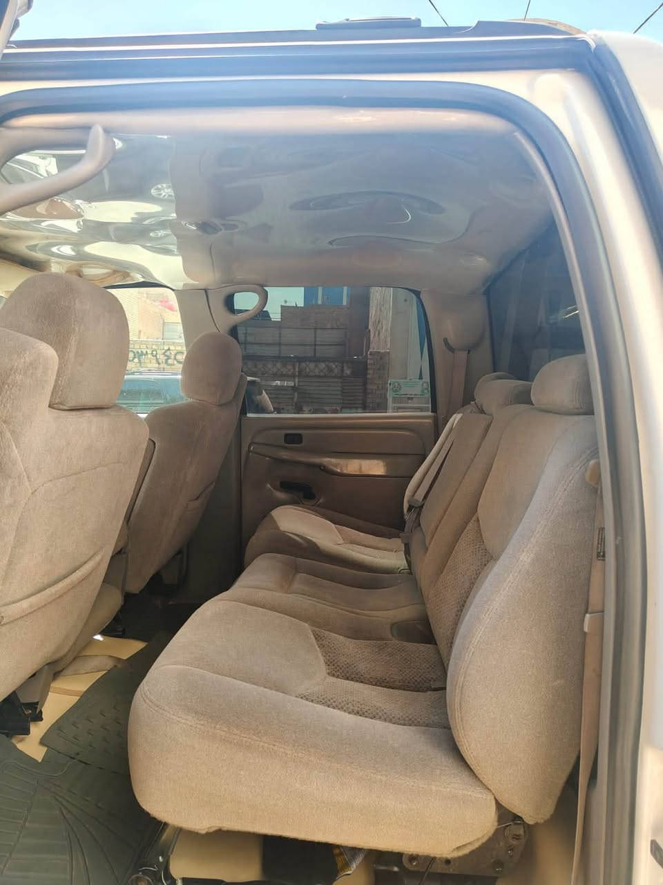 مكلف بالنشر بيع سيارة شوفرليت فحل 2006مكينة كير الف خير من الله تبريد تدفئة فول معمره تعمير صحيح مزاد وزارة الداخلية كتابها جاي والمعاملة مشتغلين بيها السعر 125$ كتابها جاي باقية بس تدفع كمرك وتسجل حياكم الله ***********مكان السيارة نجف للجناي يستاهلها
