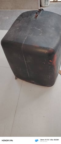 صندوق دنفري • بدون كسر • مستعمل قليل