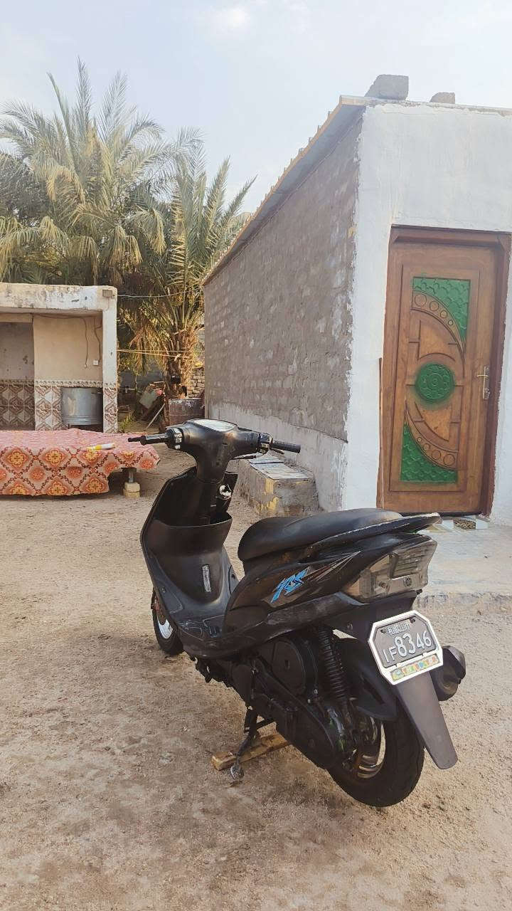 سلام عليكم دراجه ماكس عدله دراجه ياباني لمكرك مامفتوح بس بدل بيه زنجيل فقط لباقيي كفاله من كلشي دراجه نكره سلف لمحرك ناعم شلعه ومعدل معدله ميه ٢٠ دبليو مامي وخلفي شغالات شاير صطابات كلشي شغال  دراجه كله ختم واحد وهي لمحرك لكفر مجورد مال لبلاد سعره ٦٧٥ وبيه مجال بس لشراي مكاني بصره قضا لقرنه بل علوه  رقم ***********
