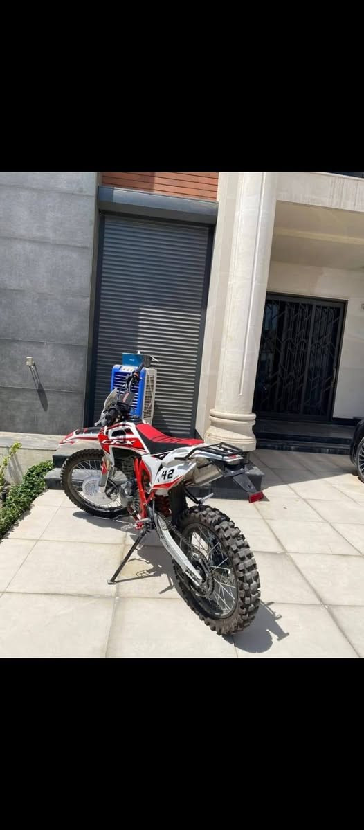 جبلي • CRX ٣٠٠ • مديل٢٥