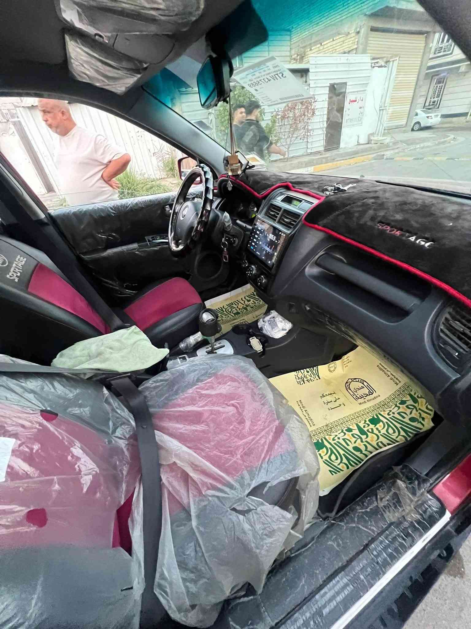 لبيع سبورتج ٩ صبغ صفحا بغداد بسمي *********** شارع فلسطين
