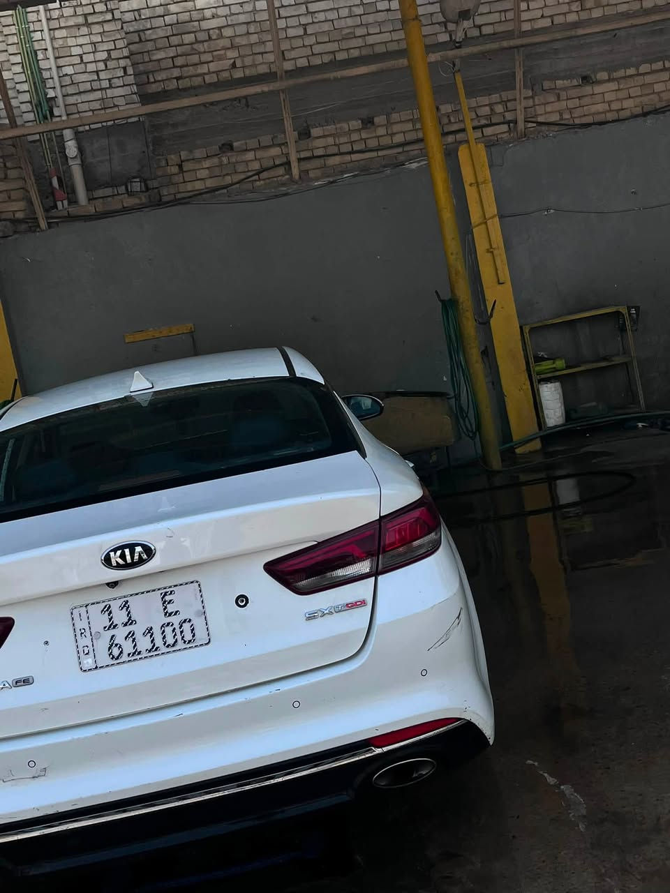 سلام عليكم 
كيا اوبتما ١٦ امريكي حادثها خلفي بجم كبس بدون ايرباك 
مواصفات الsx 
معروضة ب120$ وبيها مجال 
صور الحادث والتفاصيل كاملة داخل الصور 
الاستفسار 
***********
موجود واتساب
