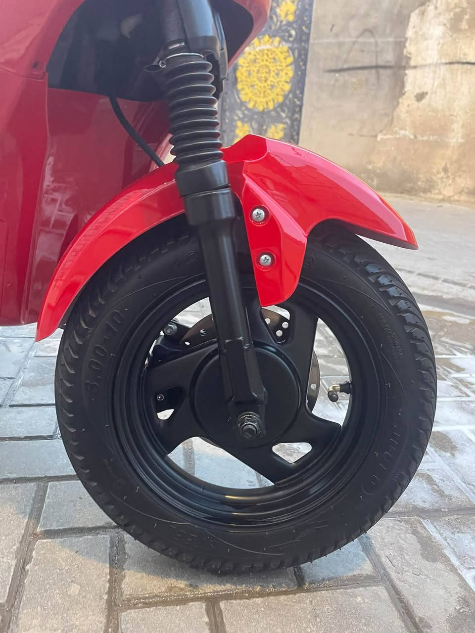 R9 الريان • ٢٠٢٦ زيرو • بطارية ٣٢ أمبير