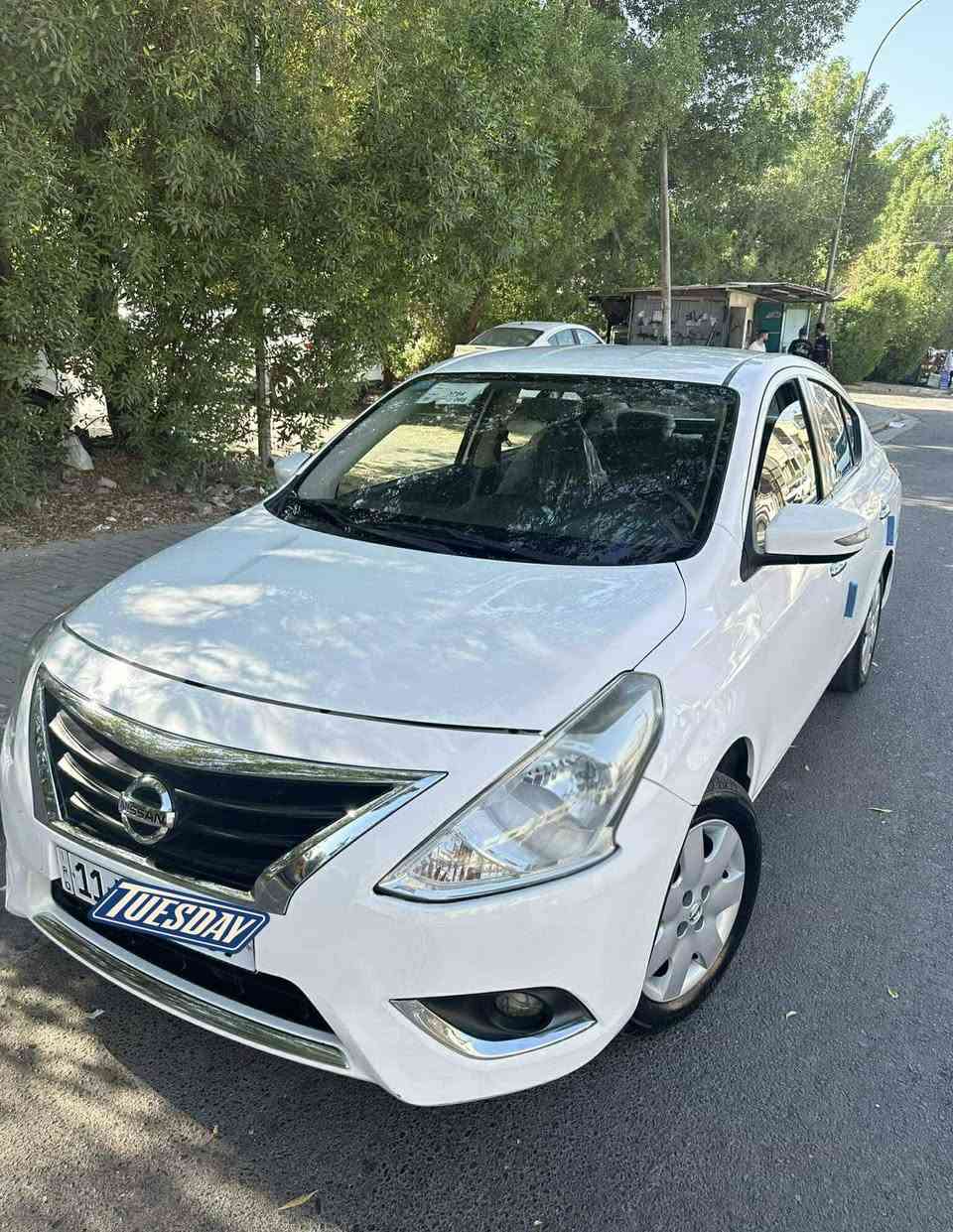 السلام عليكم .. نيسان سني 2023 رقم بغداد بأسمي مكفولة عدا طخات بسيطه بارد ماشي 126 للبيع بسعر 116 او للمراوس مع احدث وانطي فرق مكاني بغداد منطقة الدوره متواجد على الرقم ***********
