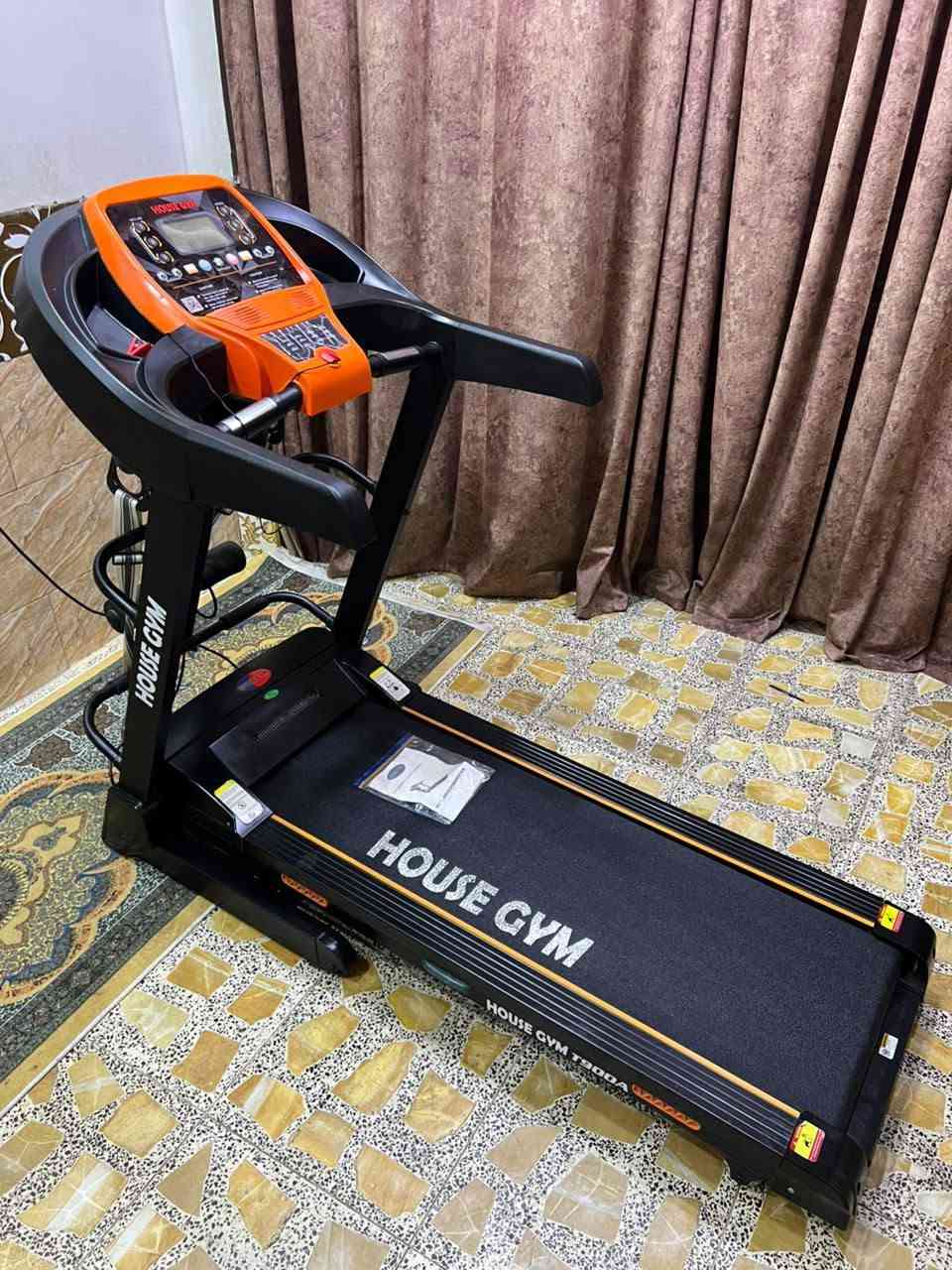 جهاز جري جبلي دبل ماطور ماطورين ماركة هاوس جيم نظافته 💯 سرعه عاليه14.0 يحمل 150KG يحتوي على رجاج تكسير شحوم وشناو بطن وشاشه تعد وقت سعرات حراريه قياس نبضات القلب مسافه مقطوعه كذلك بي اواكس سماعات بلوتوث وبي مفتاح امان للطوارئ وجهاز يطبك نظام هايدروليكي مياخذ مساحه ويا كتلوك مالته جهاز بعده جديد سعره 300 الف بغداد يوجد توصيل لجميع المحافظات ***********
