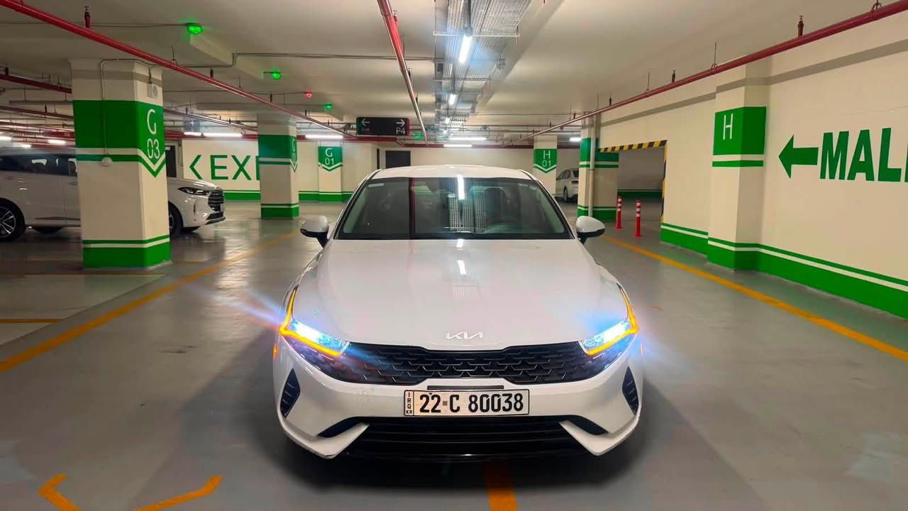 ⸻
🚘 للبيع | Kia K5 موديل 2022

🔹 وارد أمريكي
🔹 محرك 1.6 Turbo
🔹 الممشى: 62,000 ميل
🔹 رقم أربيل (باسمي وجاهز للنقل)
🔹 بدون صبغ
🔹 حادث سابق: ويل السائق فقط

المواصفات:
✅ شاشة كبيرة مع Apple CarPlay
✅ رادار (Smart Cruise Control)
✅ المحافظة على المسار (Lane Keep Assist)
✅ قيادة شبه ذاتية (Lane Following Assist)
✅ نظام منع التصادم مع فرملة طوارئ (AEB)
✅ حساسات أمامية
✅ كاميرا خلفية
✅ Auto Hold
✅ هاند بريك إلكتروني (EPB)
السعر ع واتس***********. ***********
✨ السيارة نظيفة جدًا، استخدام شخصي، ولا تحتاج أي مصروف. الفحص خير دلي

