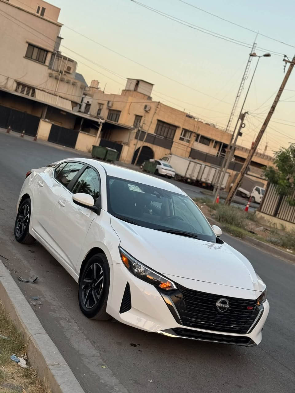 السلام عليكم اخوتي
Nissan sentra 2025 sv
فول مواصفات عدا فتحه
رادار امامي
رادار خلفي + حساسات
ابل كار بلي
نظام النقطه العمياء
كاميرا خلفية
عداد ديجتال
ستيرن تحكم جهتين
بحالة الوكالة ماشية ١٧ الف   صبغ حافة البنيد فقط ع كدها  ومبدل دعامية امامية وصابغها وغراضها القديمة موجودة
كل غراضها الاصلية  وما مفتوح بيها شي
السياره تراي زيرو
مكاني الكرادة
السعر 150 ورقة بدون رقم
***********  نورالدين
