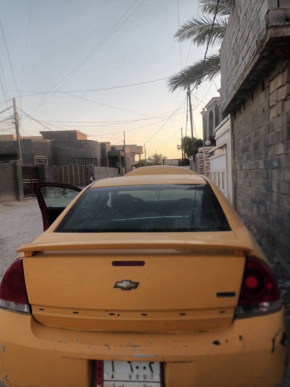من رخصة الادمن،
امبالا 2008 بوليسي كير تعليك تكسي رقم ديالى خطها كركوك بعقوبة محرك 3500 حدادية 80/100محرك يبخر، 
كهربائيات كلها شغالة تبريد محتاج غاز فقط، سعر 37 ورقة بيها مجال بسيط تخم تاير جديد حجم 16،، 
*********** بي وات ساب، 
سنويه سقطت شهر السادس 2026
