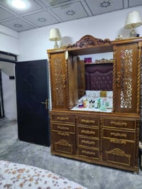 غرفه اخشاب • صاج • للبيع