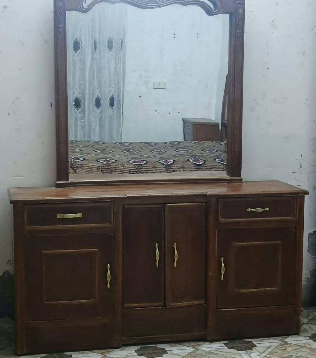 غرفه نوم للبيع لاتصال هذا الرقم 
‏‪***********‬‏
