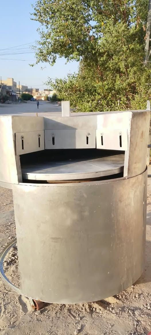 فرن غازي وتحته مأطور كهربائي العجانة 75كغم صندوق الصمون والطفيليات عدد 20 سعر مليون ونص وبي مجال للاستفسار الاتصال على ***********

