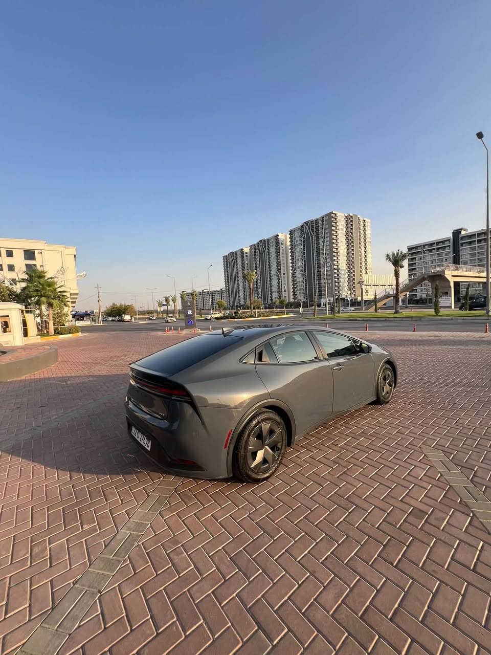 للبيع: تويوتا بريوس 2024 LE 🚗✨
الموديل: 2024
 الفئة: LE
 الصبغ: بدون صبغ (كفالة عامة)
 الملكية: باسمي مباشرة
 رقم الشاصي: موضح في الصورة المرفقة 📸
 الموقع: أربيل
للتواصل والاستفسار عبر الواتساب:
📱 ***********
