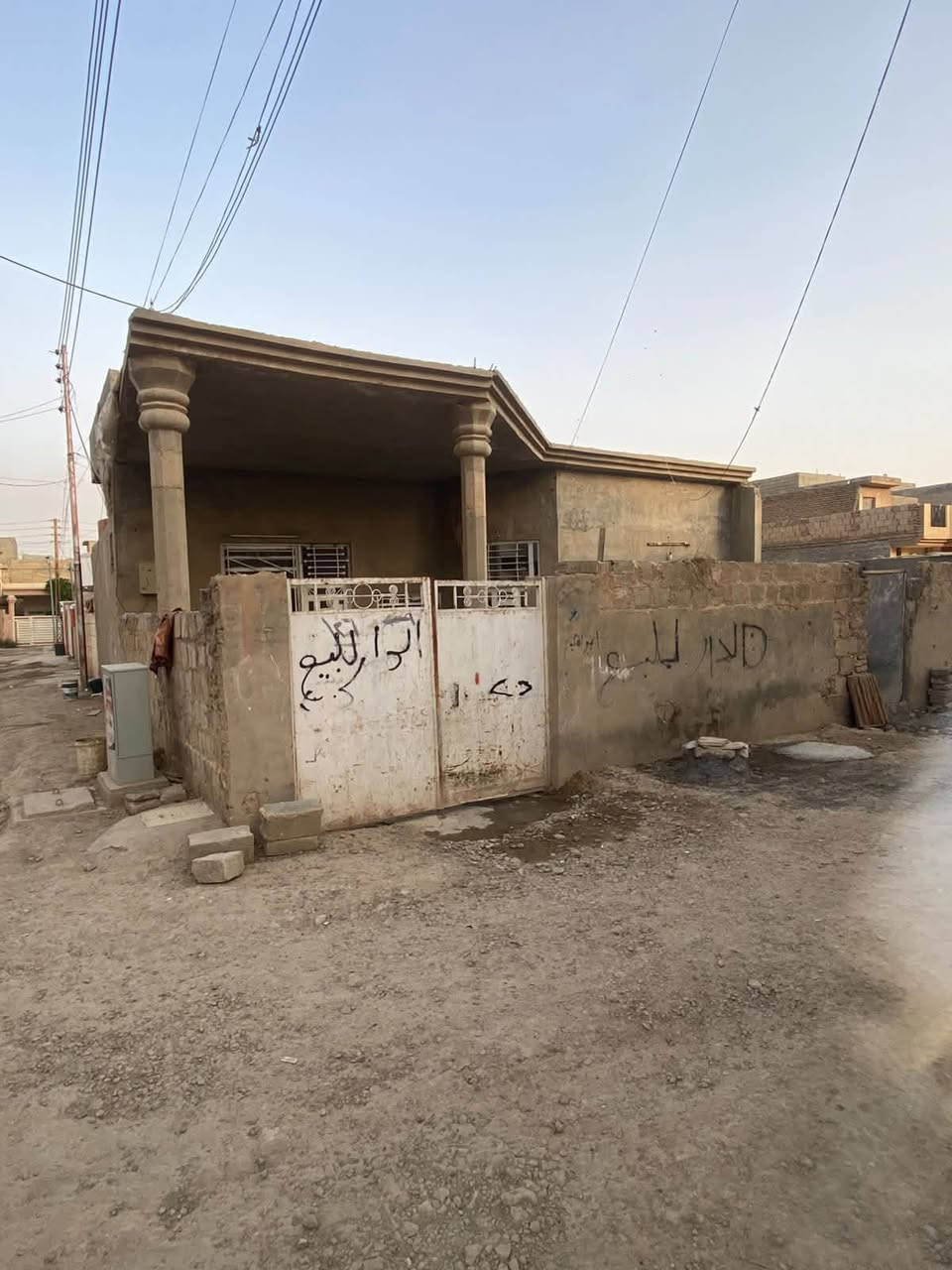 حي الأفراز • ١٦٨م • ركن ش١٢ و٦