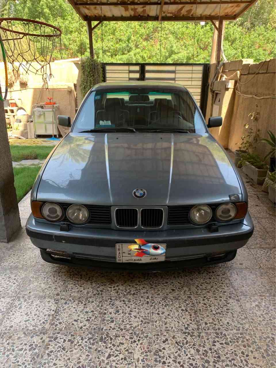 السلام عليكم 
Bmw 525i موديل 1990
رقم بغداد مشروع وطني باسمي صارلها 3 سنوات عندي 
محرك مفتوح 2500 كير اوتو بلادية بدون تحوير 
سيارة جاهزة بدون نقص وتبريد امامي وخلفي جديد ثلج واطارات تخم جديد وباتري جديد
فتحة سلايد طكتين
جام اربعة كهرباء
سنتر لوك
كهربائيات كلشي شغال 
مصبوغة بدون حادث 
بغداد / الدورة 
السعر 55 ورقة
متوفر واتساب
*********** بغداد, العراق
