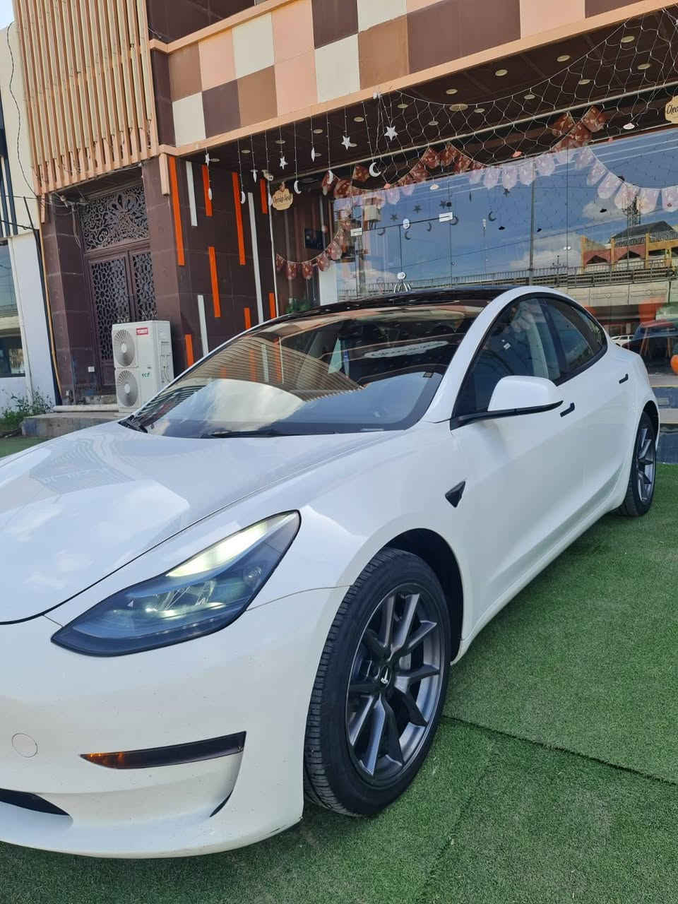 TESLA MODEL 3
إضافة نص
سنه الصنع : 2023
تك ماطور
اون لاين ( اخر تحديث )
حادث ( جاملغ والبنيد مبدلات بلادي نفس الون ايرباكات سليمات )
مواصفات فول
بدون اي عطل ( ماطور بطاريات مكفوله )
رقم بغداد
ا رقم هاتف = ***********
 المكان بغداد ~ البياع
سياره بسمي تحول ثاني يوم
152$وبيها مجال حك الجيه

