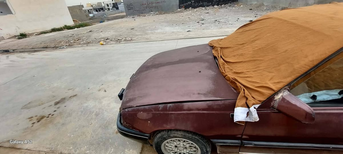 مكانهه كركوك. عطل ب مكينه..سعر 13 قفل تريد تحويل تريد عقد بكيفك ***********
