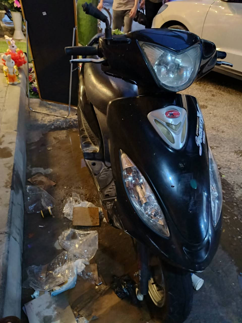سلام عليكم كامكو B2 دراجه نوزل نكره سلف بأي وقت جاهزه للخير مال جناي سعره 900 وبيه مجال بصيط للشراي *********** ما متواجد خاص
