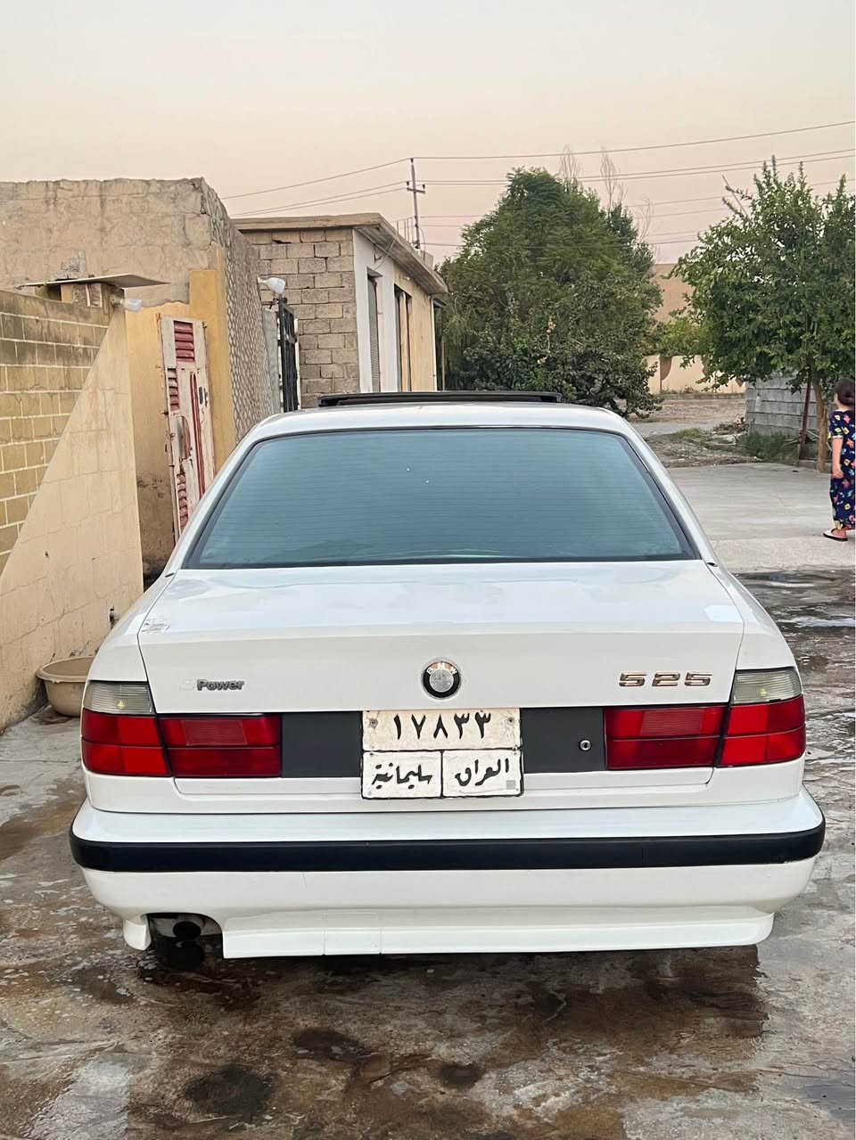 بیئیم مۆدیل/1993
سەیارەکە دحامی لۆ دحامی بەشەرت هیجی نیە 525کەپسە سلاید تەبرید تۆماتیک دعموو لیدرانی نیە تەقەو ڕەقە بەشەرت زۆر خاوێنە گێروو مەکینە بەشەرت *********** أربيل, العراق
