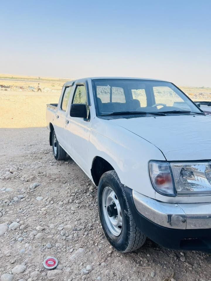 نیسان ٢٠٠٢ ئارم پلاستیک سلیمانی گیرو مەکینەو ئەکسل بە شەرت ٤تایەی لۆکی لە ژیرایە تەبریتی بە شەرتە نوقسانی تیانیە
شوین/کەلار ژ.م//***********
