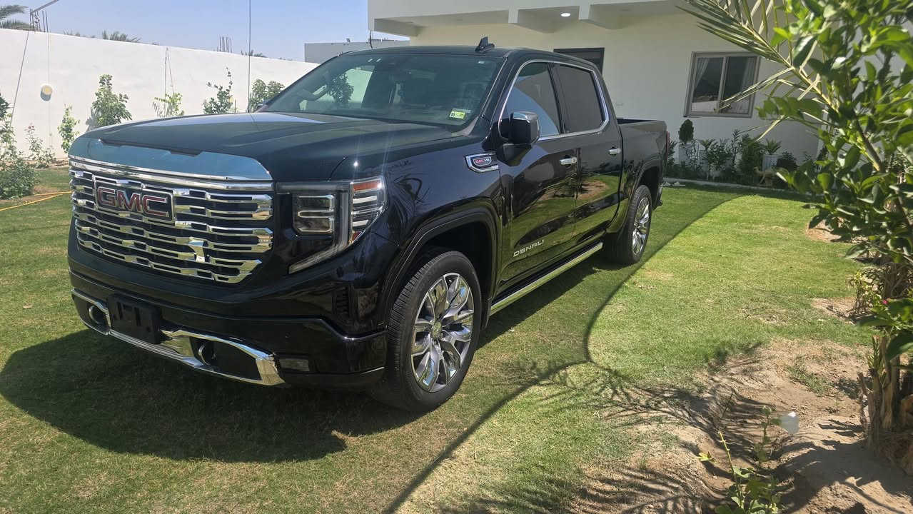 للبيع GMC سيرا 2024
دينالي الشكل الجديد 

باب طويل بدي قصير المرغوب

محرك6200 v8

4*4 فور ويل

سلايد روف فتحة

حساسات 360 درجة من كل الجهات 

رادار امامي خلفي و جانبي 360 درجه 

كامرات 360 و كامرة بالبدي و شاشه مراقبه بالمرايه الوسطيه نفس مال كدلاك

داخل جلد كشنات تدفئه وتبريد امامي وخلفي

كشنات هزاز تحذير

توقف ذاتي عند الرجوع  واتو ستوب و داتا شو بالدشبول 

مري شفط وترحيب و كامرات

باب خلفي 3 طكات 

جامه خلفيه كهرباء

دوسات كهربائيه اصلي  

منضومه كزوز سبورت بلاديه من امريكا 

5 انظمه قياده 

كير 10 نمر

تشغيل عن بعد كير طرح و شاشات ديجيتال بالكامل 

انارة محيطيه ترحيبيه 360 درجة
سياره رقم بغداد شهداء
بيه صبغ البدي
***********
السعر S 370
