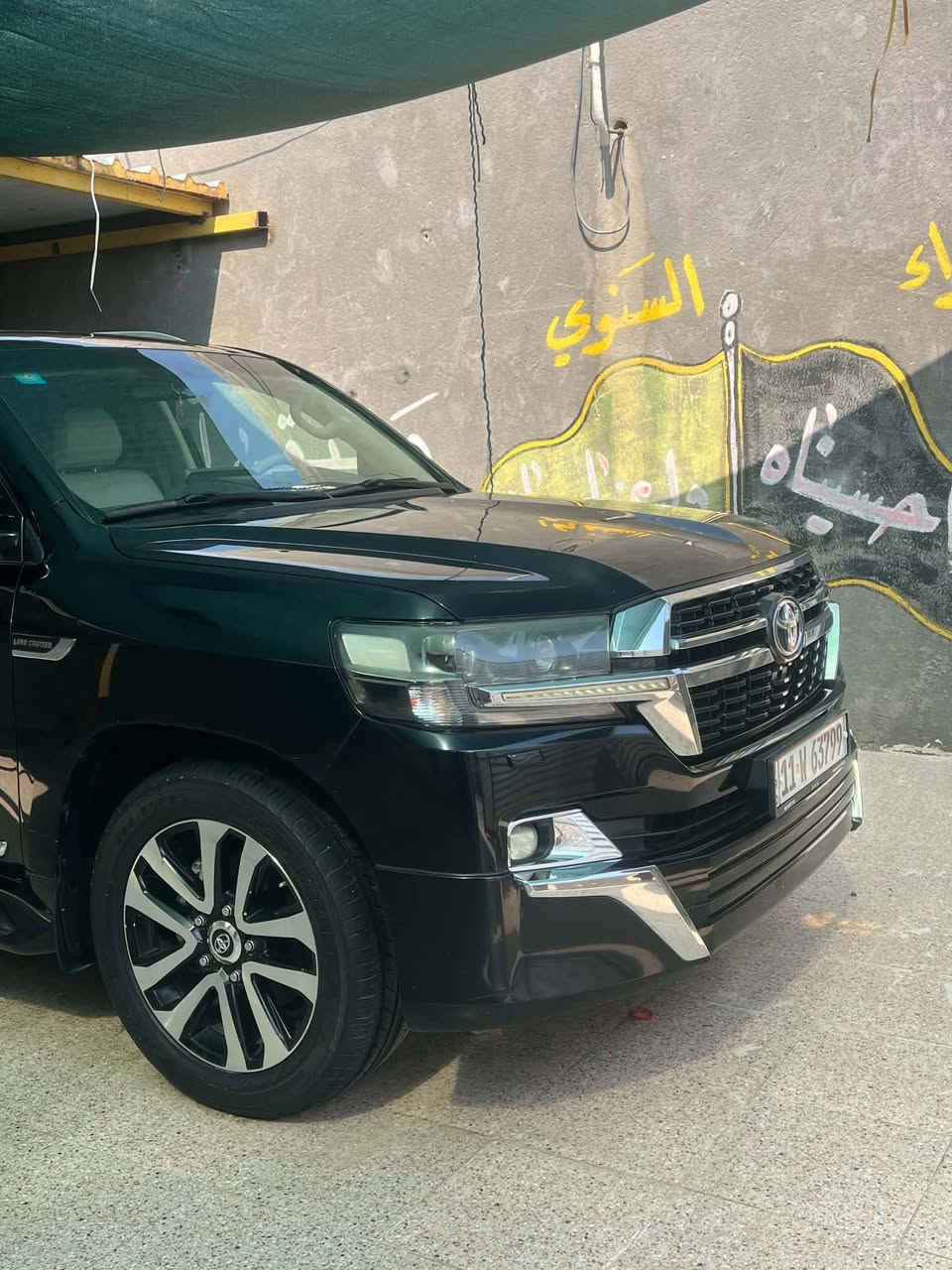 السلام عليكم البيع لاندكروز موديل 19لون اسود رقم بغداد الإنكليزي فول موصفات ما عده الكامرات بيهه فتحه جنطه شفط مريات شفط كارتون ماشيه 170 بيهه بس جاملغ سيايق فقط الباقي مكفول عامه مكينه سته سلندر مكفول كير كفاله الشراي يتصل عليه بيه خيريدلل رقم الهاتف *********** احله من الصوره

