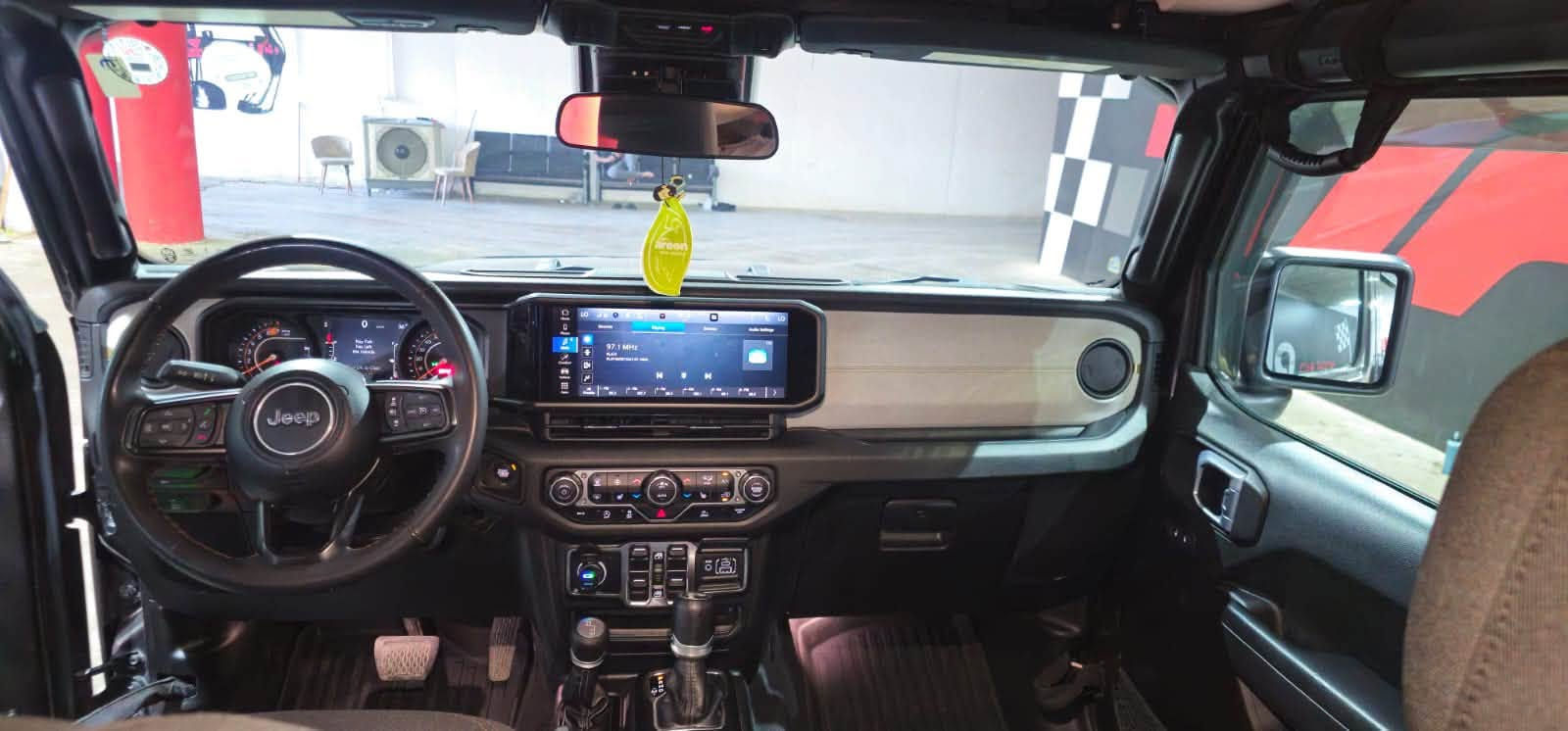 ‎سلام عليكم
Jeep Rangler-V4

‎مۆدێل 2024

‎بێ بۆیاخ هیچ ئیرباک نەتەقیوە

‎گێڕ تۆماتیک کوشن هیتەر سوکان هیتەر

‎دەبڵ اکسل - 4 جام کارەبایی 

‎تاخم تایەو ویلی لۆکی لە ژێرە

‎تەنها40  هەزار ڕۆشتوە

‎بەناوی خۆمە 

‎گێڕ مەکینە تەحویل تەبرید بەشەرت

‎سعری 284 💸وەرەقەو کەمێک مەجال

‎شوێن سلێمانی

‎ژمارەتەلەفۆن☎️

***********

_________________

‎سلام عليكم 

‎جيب رانكلر V4 

‎موديل 2024

‎سيارة مكفول بدون صبغ ئیربک سلیم بلادی 

‎دفع رباعي- ٤ جام كهربائي 

‎٤ تايرات جديدة 

‎سيارة ماشی40  الف 

‎سيارة بسمي 

‎گير معرك تحويل تبريد بشرط 

‎سعر 284 💸ورقة وبيها مجال للطيبين 

‎مكان سلیمانی 

‎رقم هاتف ☎️ 

***********
