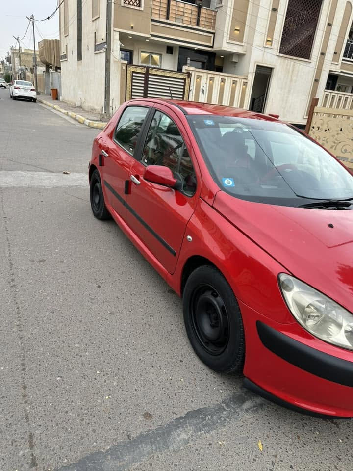 بيجو 307 • ٢٠٠٥ • رقم بغداد انكليزي