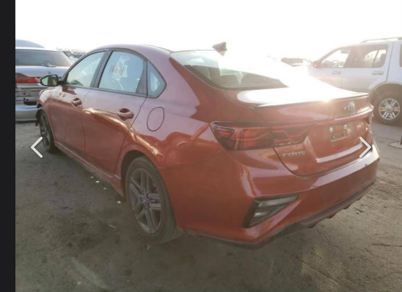 سلام عليكم شباب عدي فورتي جيتي لاين فول مواصفات عدا الفتحه رقم بغداد باسمي مشمشية حادث كلين مكاني بغداد  للتواصل ***********
