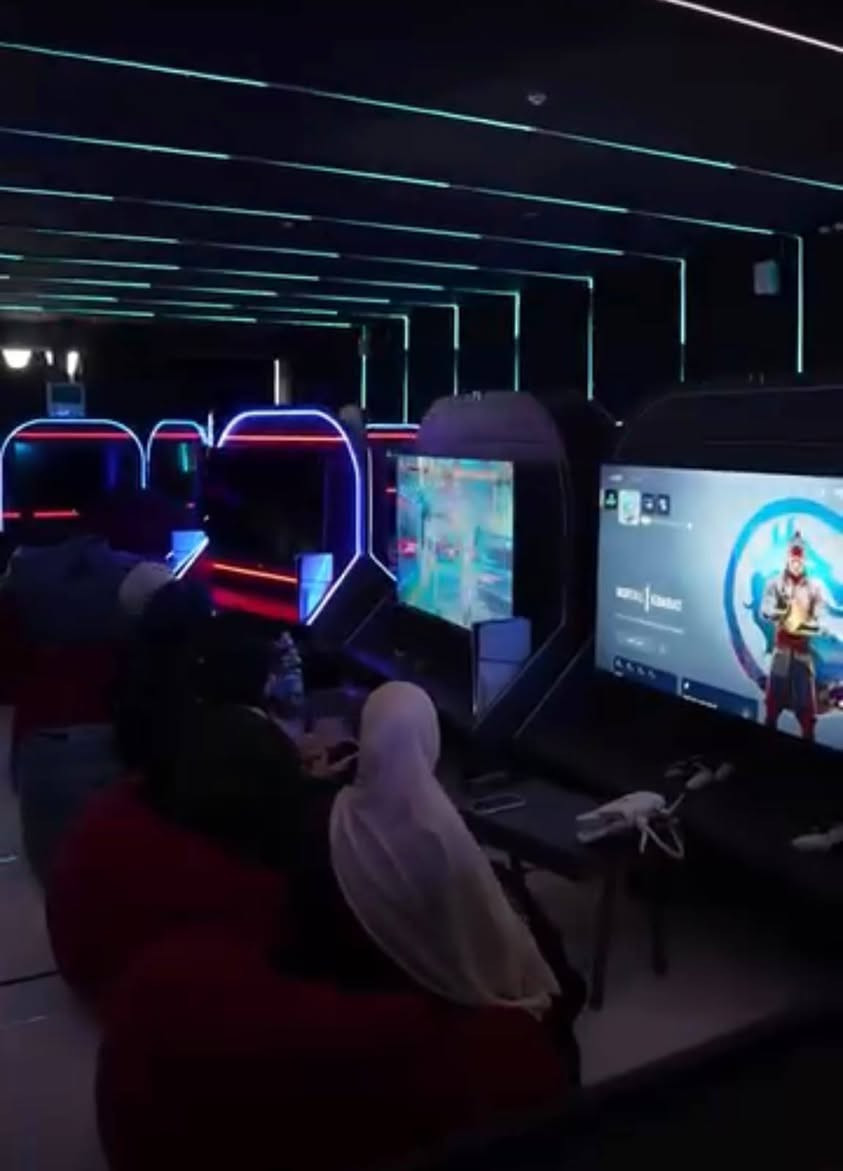 ميز شاشة • بلي • ٢٥ قطعة