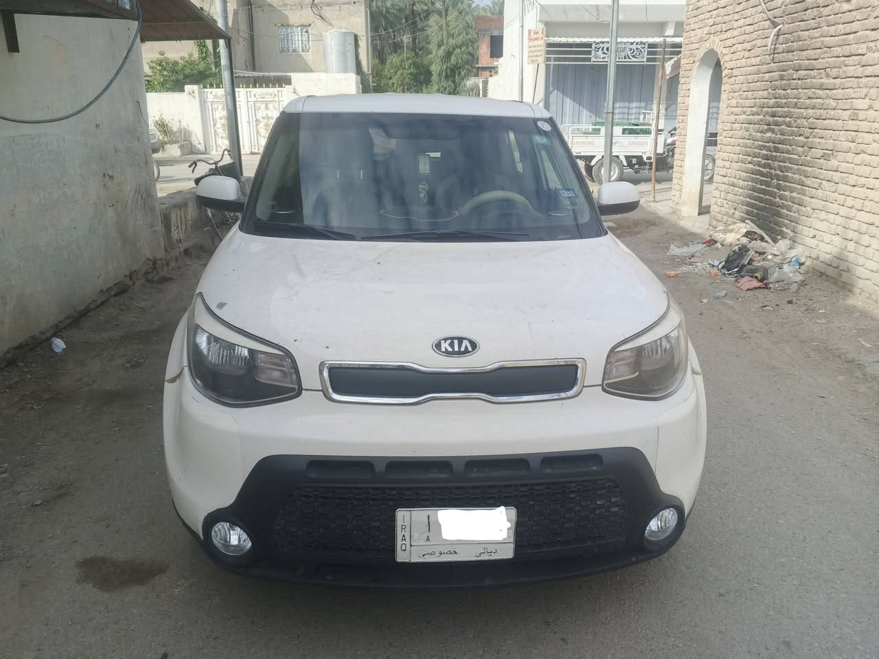 للبيع: كيا صول 2016 (Kia Soul) 🚗✨
المحرك: 1.6L GDI (اقتصادي جداً وقوي) مامفتوح بي برغي⚡
( العداد 80 مايل )
السيارة مامتعوبة استخدام قليل وتسحك اردئ نوعية بانزين
المواصفات:
تحكم استيرن متكامل + بلوتوث / USB / AUX
تكييف ثلج ❄️
غرفتها واسعة ومريحة جداً
نظام أمان متكامل (ABS / ESC / إيرباكات) كلهن سيلمات
سيارة جاهزة من كل شي وما تحتاج أي مصاريف 🛠️
الضرر: جامرلوغ خلفي جهة السايق فقط (تعديل)، عالبارد
باقي السيارة بشرط  الشاصي والمحرك والگير وضع الشركة)
السعر: 18.000.000 مليون دينار عراقي
📍 المكان / ديالى للتواصل: (***********)

