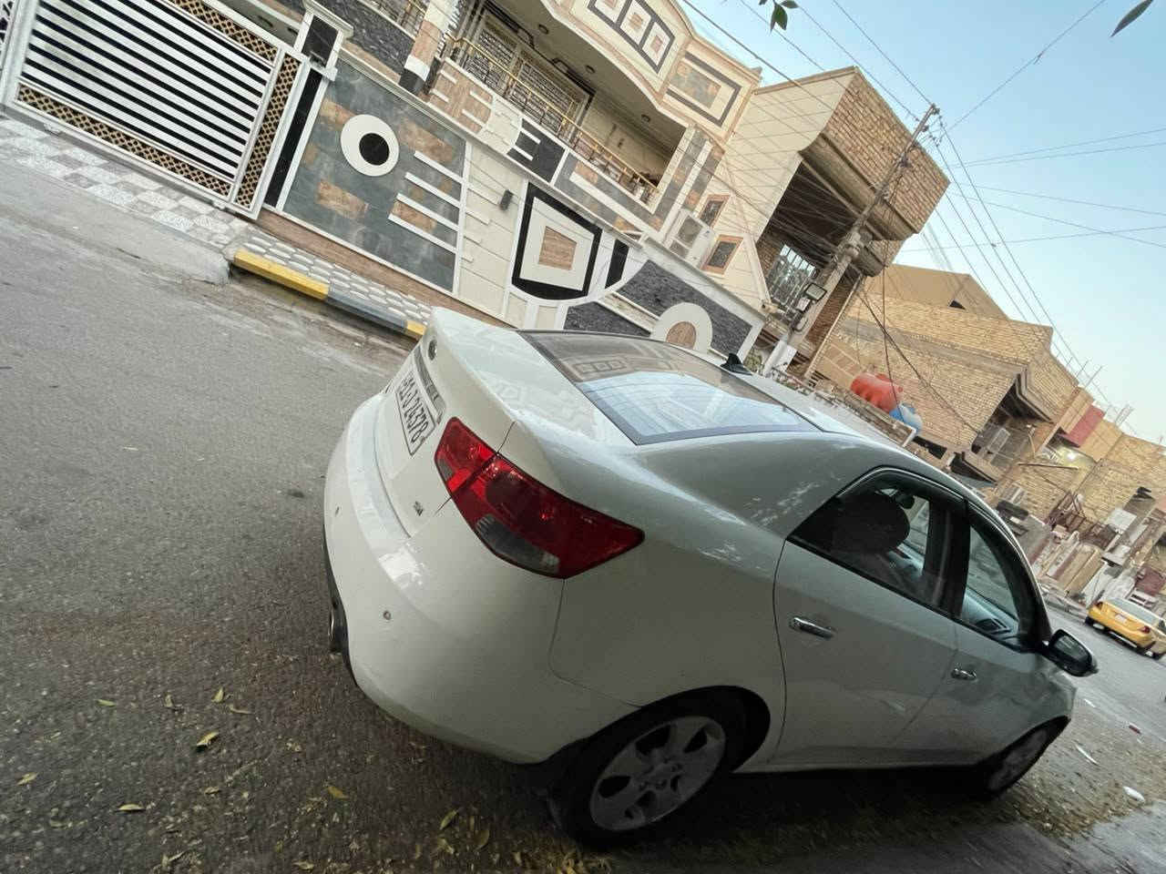سلام عليكم كيه فورتي فول بصمه 2009للبيع مستعجل محرك كير تبريد كله مكفول سياره بيه قطع صبغ بدون دواخل ابيع حزام مكاني بغداد زيونه للستفسار *********** سعر 85 وبيه مجال حك جيه
