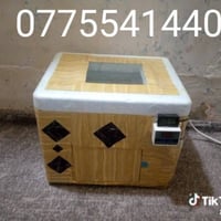 فقاسة • ٣٠ بيضة • توصيل