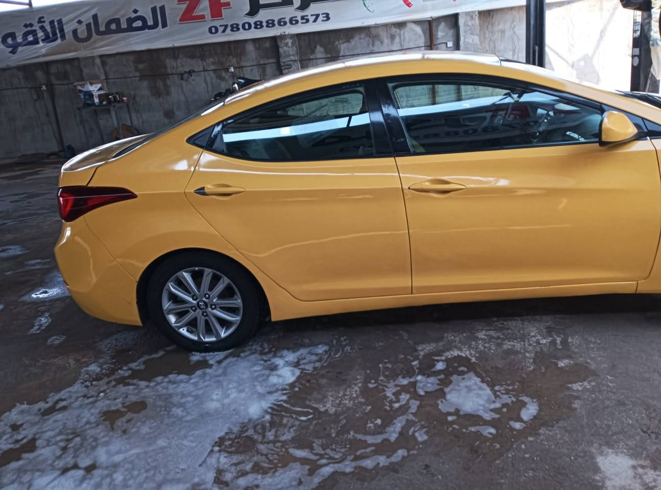 السلام عليكم سياره النترا البيع موديل 14 جاهزه من كلشي تبريد مكينه قبل شهرين شاده اله الوصل موجود تايرات جدد حداديه 75/100حادثه جامالغ امامي والباقي مكفول اليبل واحد  سياره بسمي شخصين مصفره هيئة وغرامات السعر 98وبيه مجال الرقم *********** مكاني بابل شارع ثمانين
