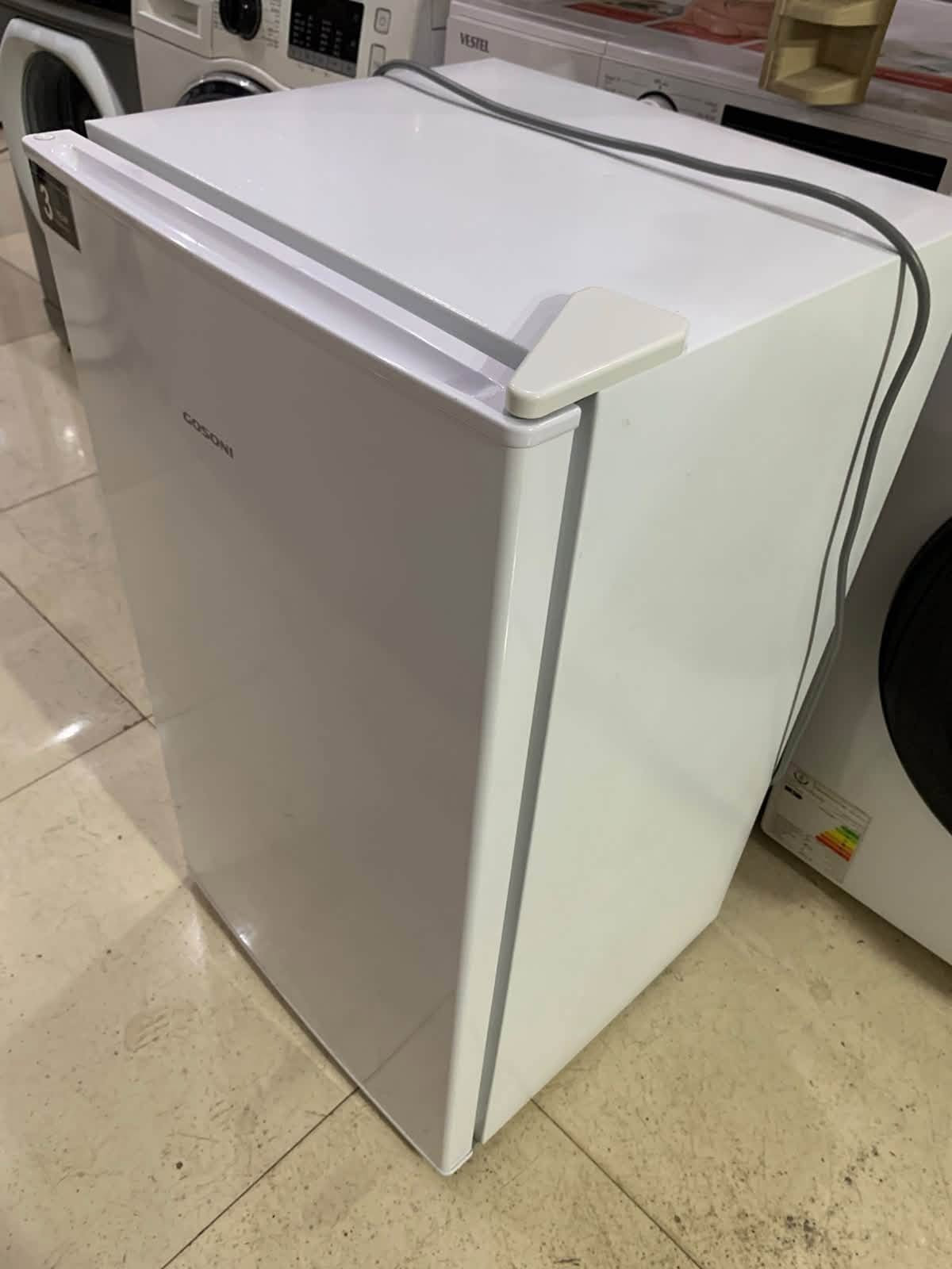 ثلاجات مكتبيه اخو الجديد للبيع
العنوان /  سرجنار شارع ابو سناء مجاور فندق برج الحياة بالضبط للاستفسار الاتصال  على الرقم ***********
