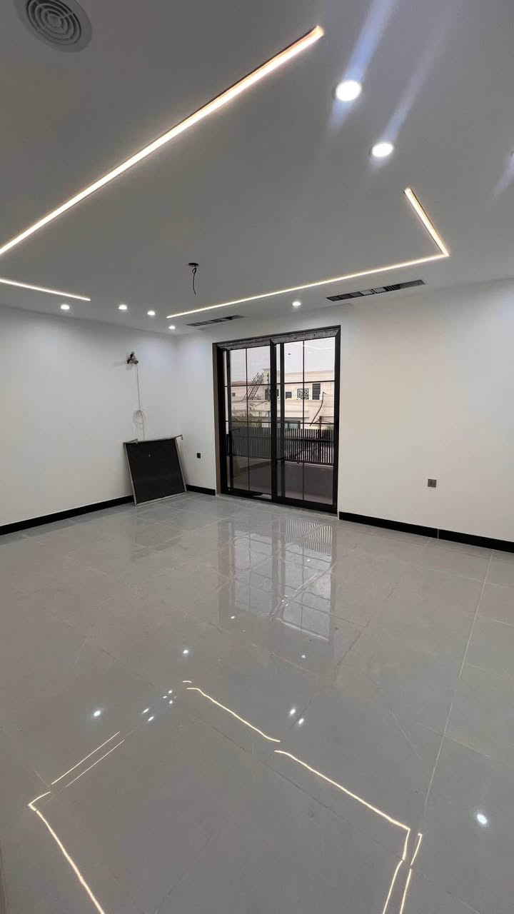 #مجمع_مهندسين في اربيل
منزل للبيع زيرو 
200م
طابقين
حديقة
استقبال 
مطبخ حار وبارد 
6غرف نوم
تمليك طابو 
——————-
للتواصل 📞 ***********
**************
في حال لم يتوافق العقار مع رغبتكم او لم يكن بقدر امكانيتكم زوروا موقعنا على تلكرام للتصفح على اكثر عدد من العقارات المتوفرة 
https://t.me/muhemenalkhalid أربيل, العراق
