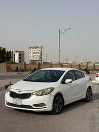 فئة EX محرك 2000 موديل 2014 كلين تايتل بدون حادث  مواصفات: ويل كروم سب...
