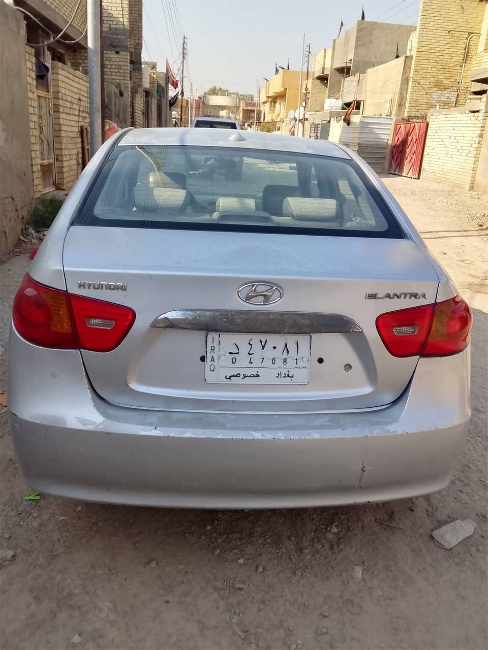 سلام عليكم النتر موديل ٢٠٠٧ رقم بغداد
بسمي وأرد مريكي حداث جملق الايمن وبنيد مصبوغه حزام جمليه قمار تكم صندوك بلادي تخم تاير عوز تبريد ومشط ستيران عنوني بغداد بسمايه رقم الهاتف ***********

