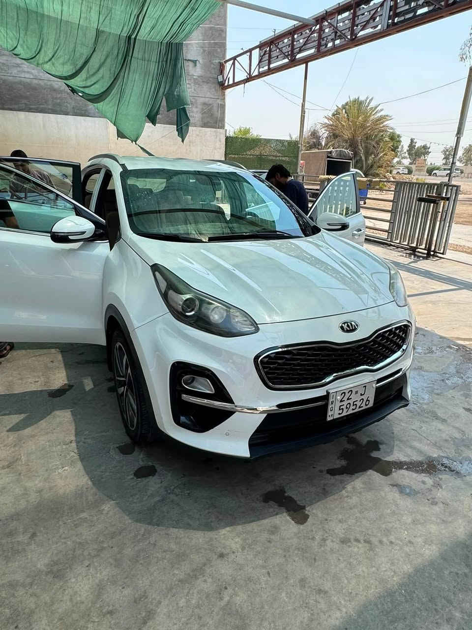 سلام عليكم
سبورتج 2020 خليجي
بصمه وبصمة أبواب تبريد قطعتين
مري شفط
ماشيه 91 ألف 
كأمره خلفيه
حساس امامي وخلفي
بيهه بارد بلباب الخلفي العكس السايق بلهلال 
تخم تاير سياره جديده
العنوان بغداد ابو غريب
***********
السعر 180
