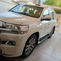 لاندكروزر VXS • ٢٠١٦ • محرك ٥٧٠٠