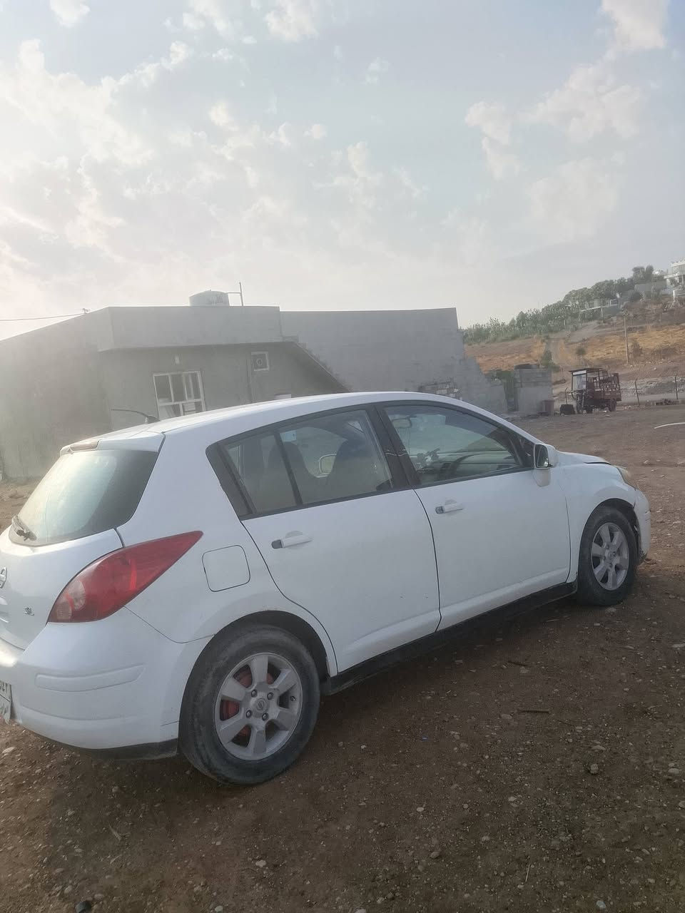 نيسان تيدا • اوتوماتيك • ٢٠٠٩
