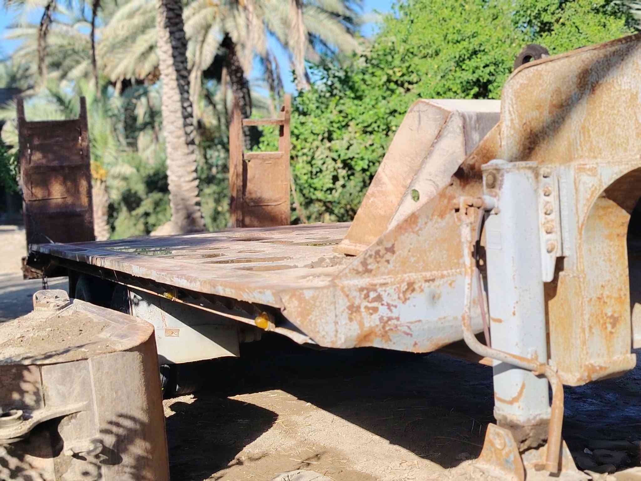 للبيع  لودر البي كرواتي موديل 93 محرك 8سلندر مكفول تخم تاير رقم كربلاء بسمي تحويل مباشر  مكانه كربلاء ***********
